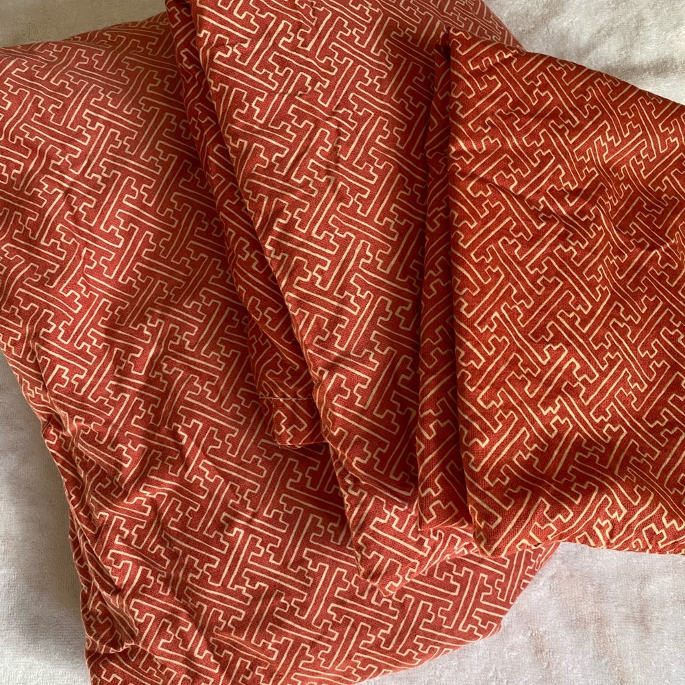Ralph Lauren Villa Camelia Twin Fitted Sheet And 2 Pillow Cases Set.
